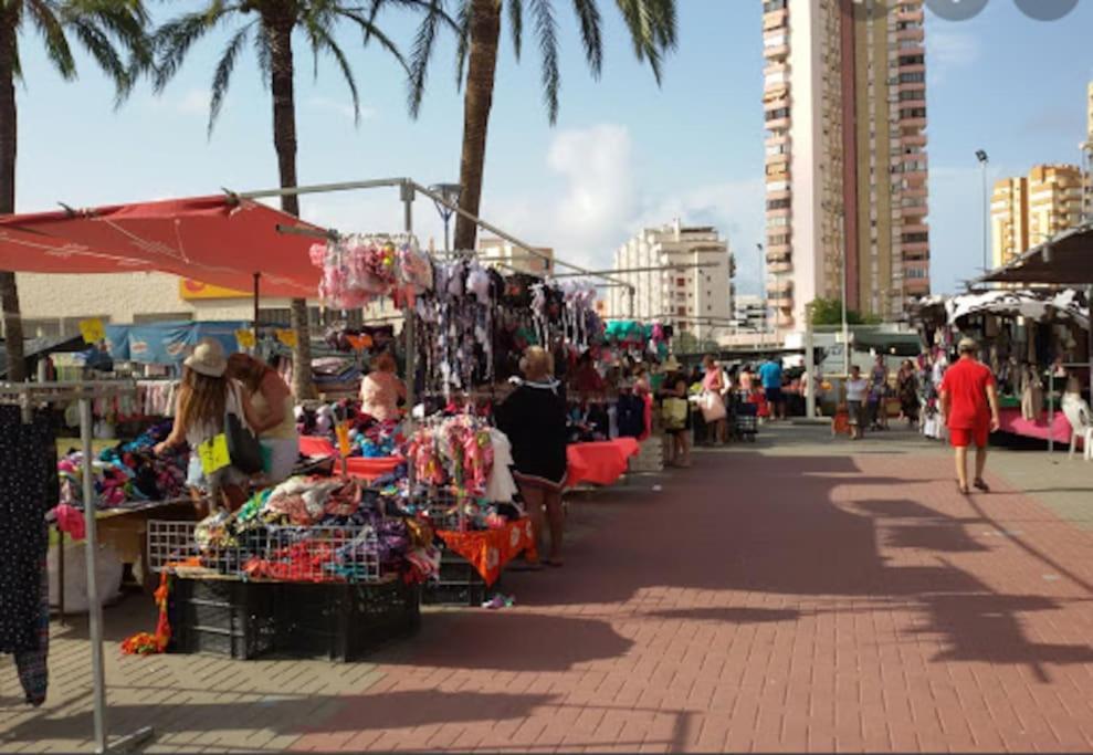 Coqueto Apartamento De Playa Con Piscina Y Terraza Valencia Eksteriør billede