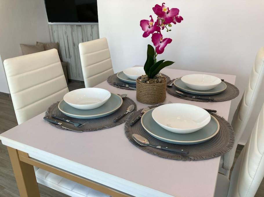 Coqueto Apartamento De Playa Con Piscina Y Terraza Valencia Eksteriør billede