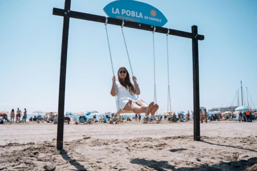 Coqueto Apartamento De Playa Con Piscina Y Terraza Valencia Eksteriør billede